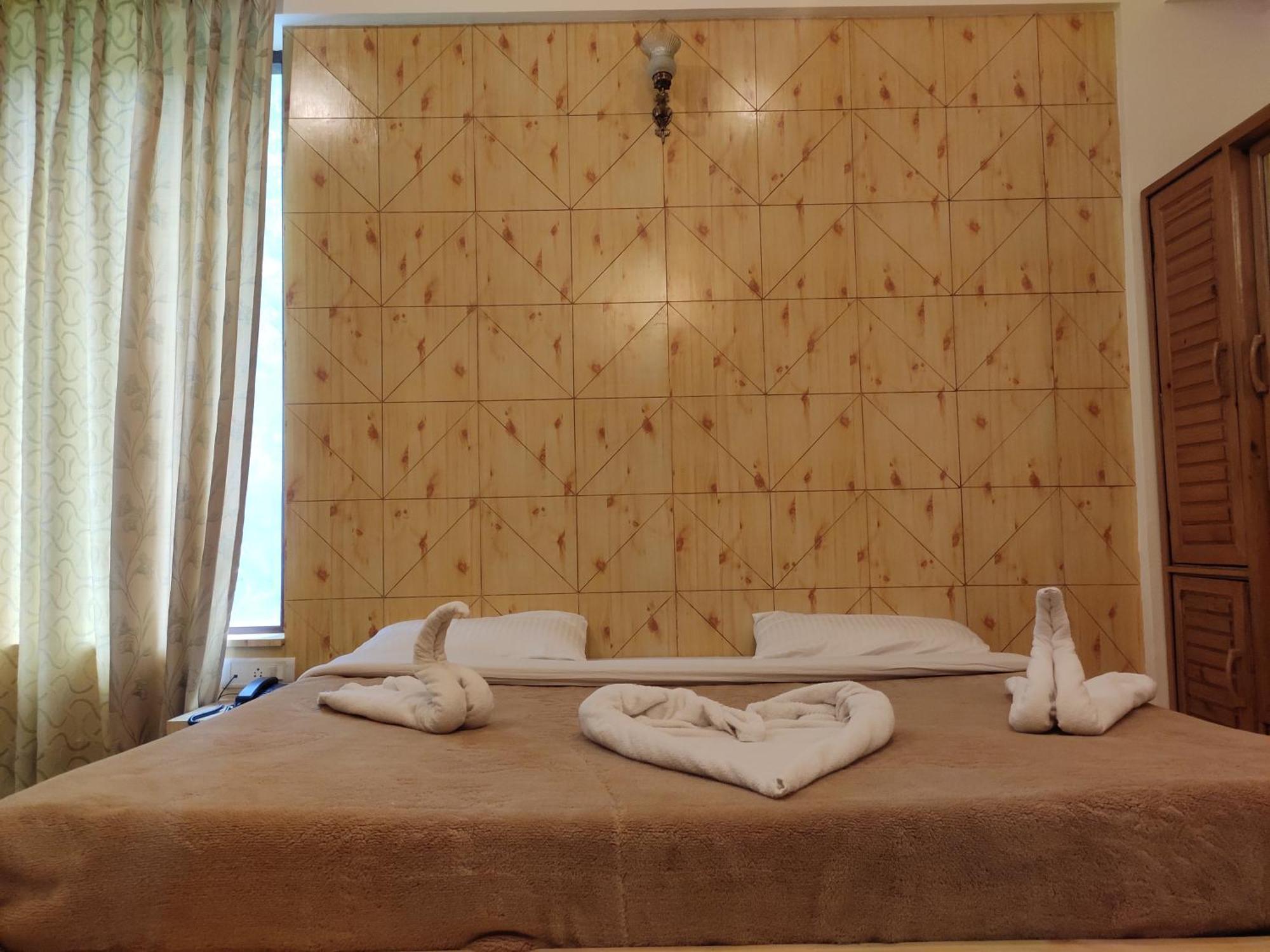 מקלוד גאנג' Greenwoods Inn Mcleodganj מראה חיצוני תמונה